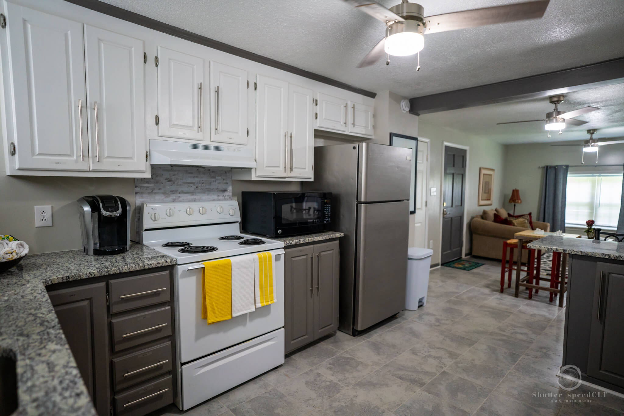 1582 N Powerhouse Rd - Common Kitchen (1)