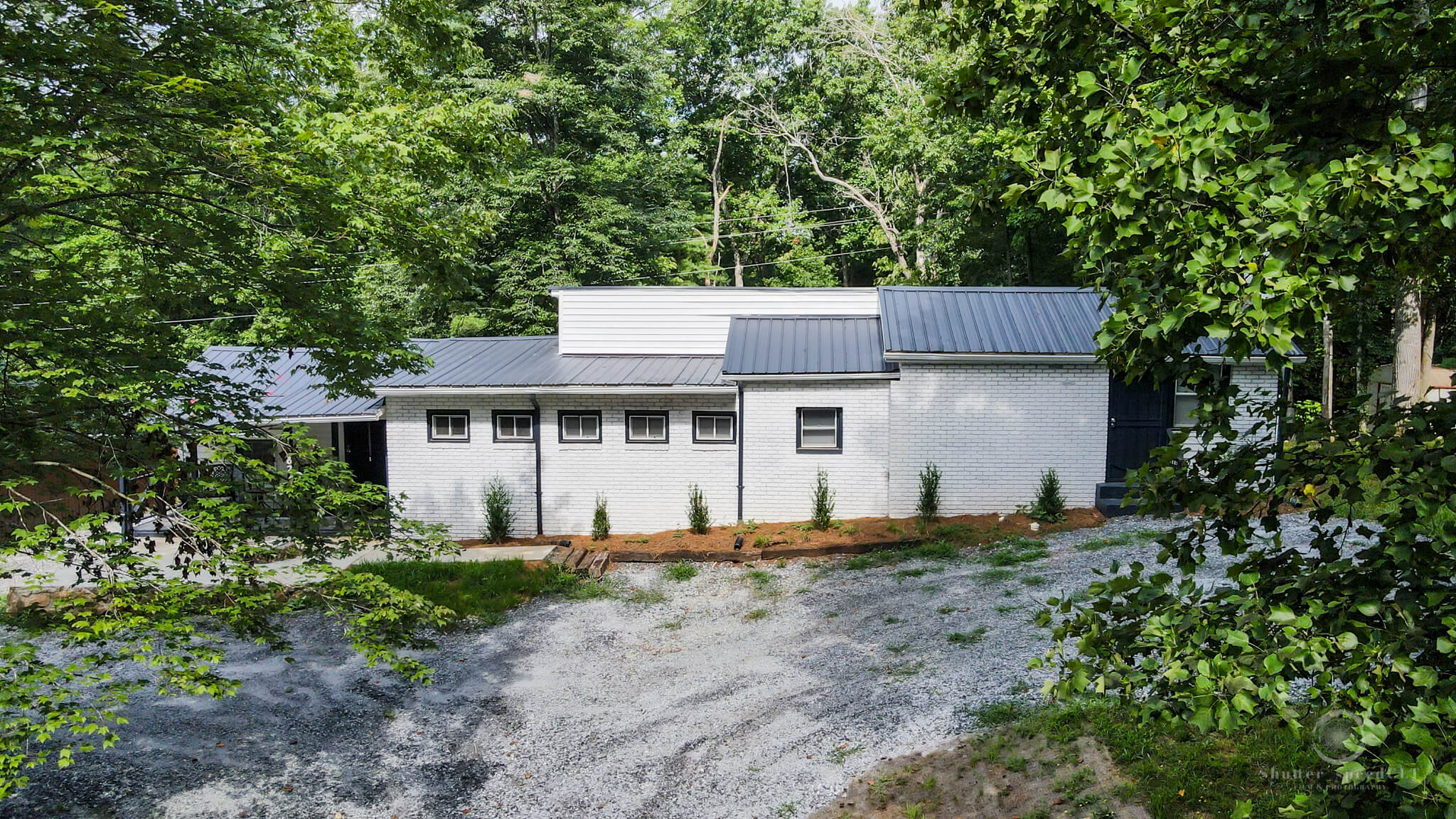 1582 N Powerhouse Rd - Exterior (10)