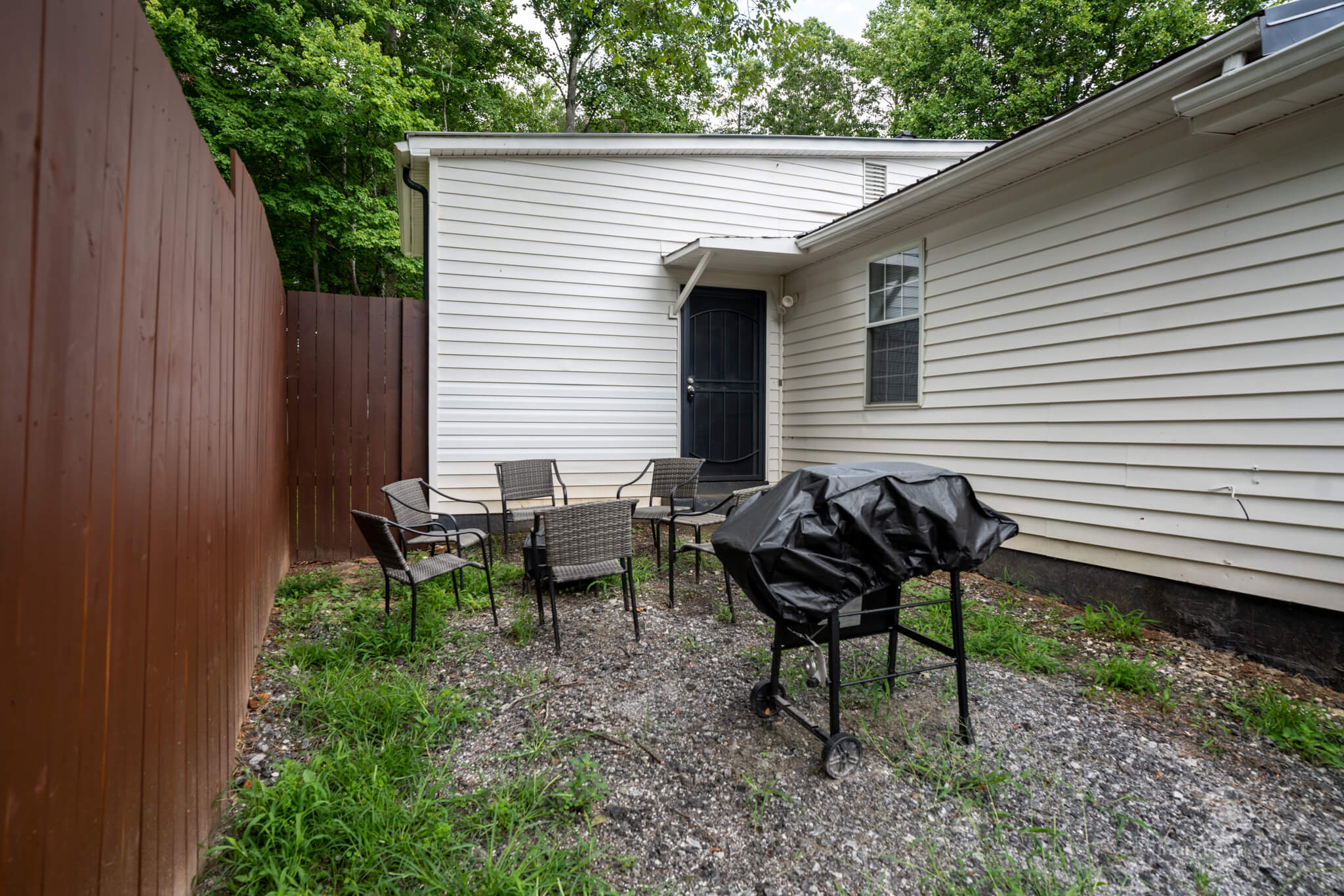 1582 N Powerhouse Rd - Exterior (6)