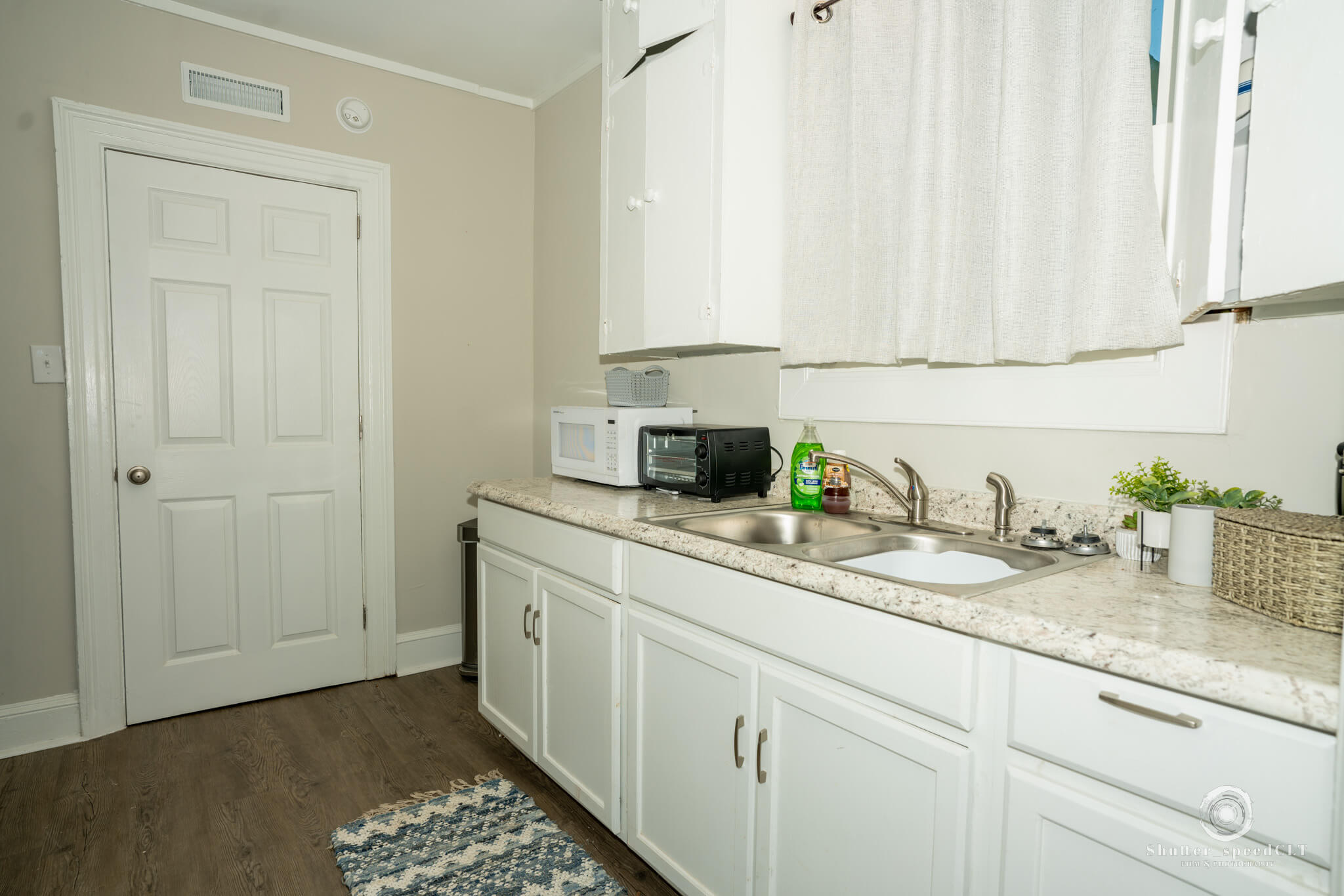 324 Stockton St - Common Kitchen 11