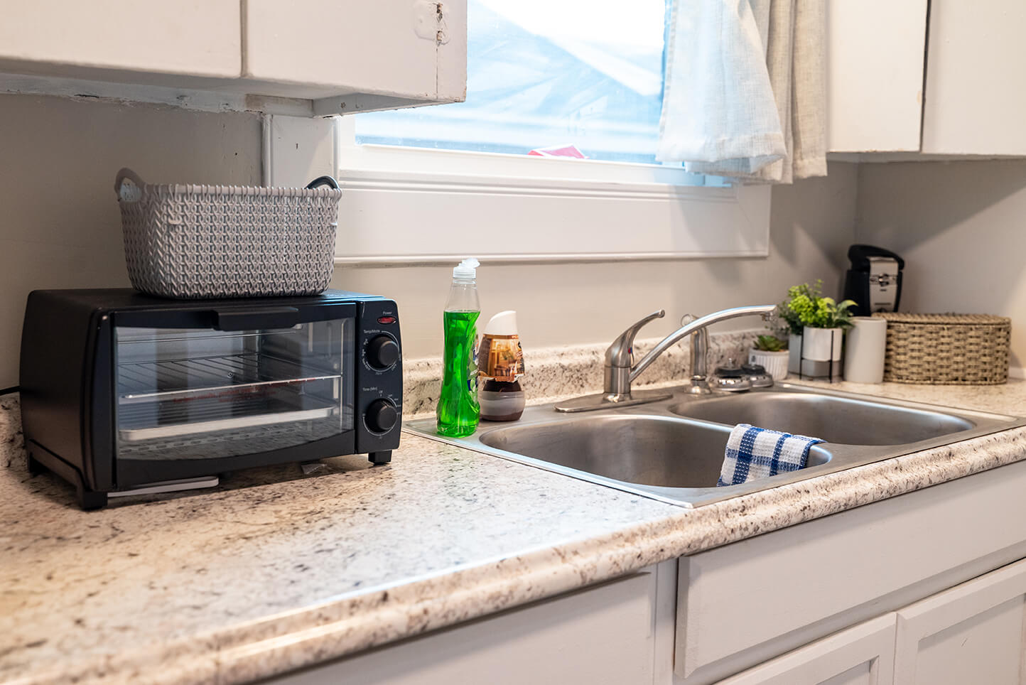 324 Stockton St - Common Kitchen 15