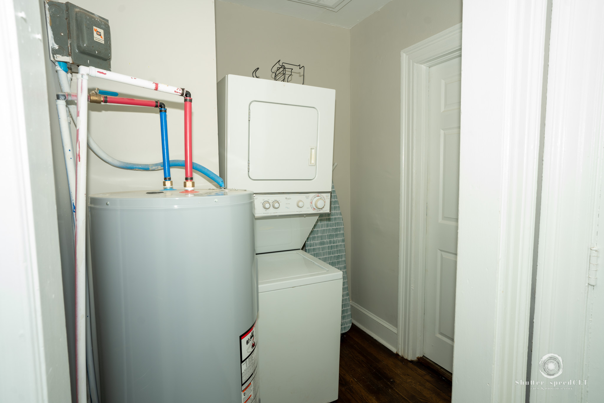 324 Stockton St - Shared Laundry 1