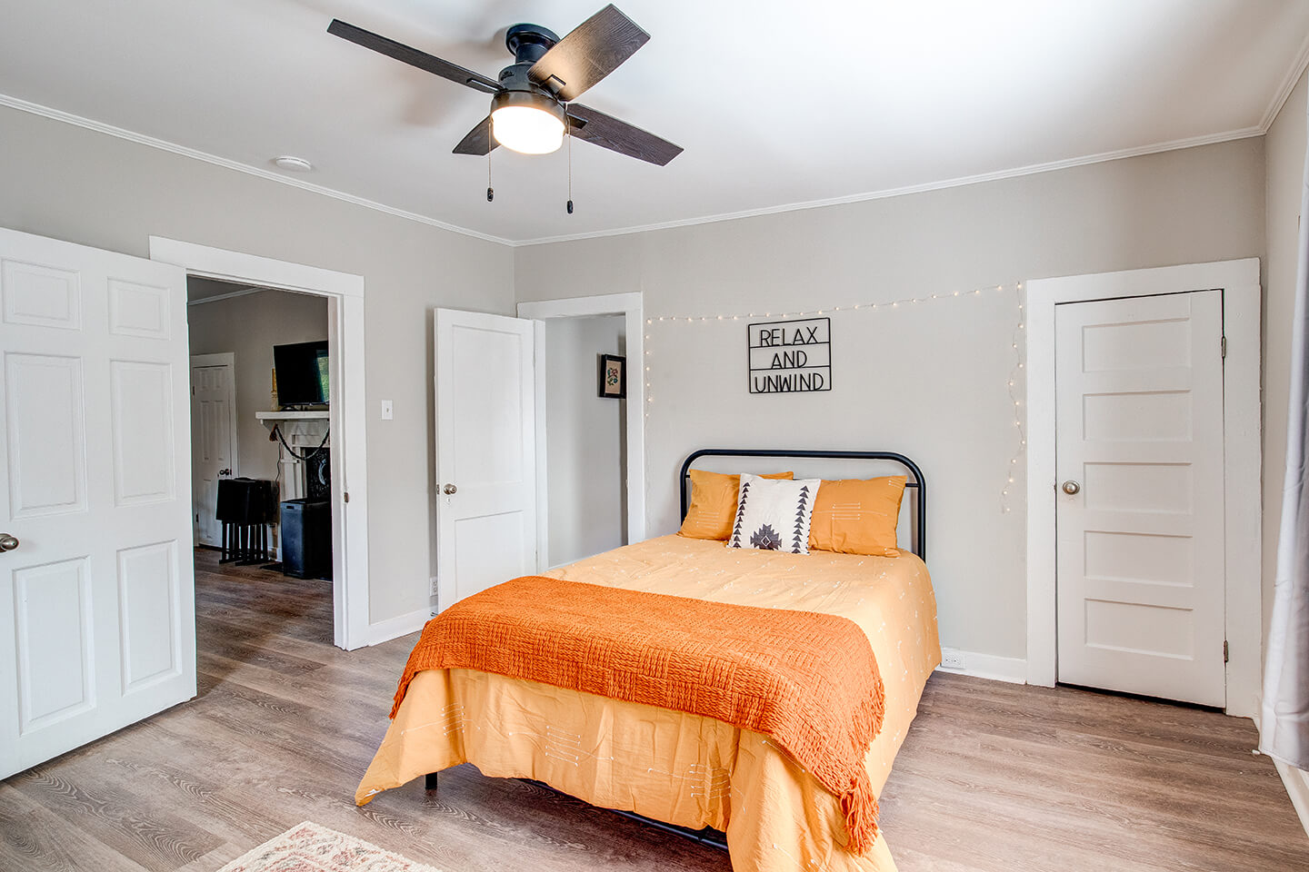 420 Hall St - Unit 1 5 (Large File)