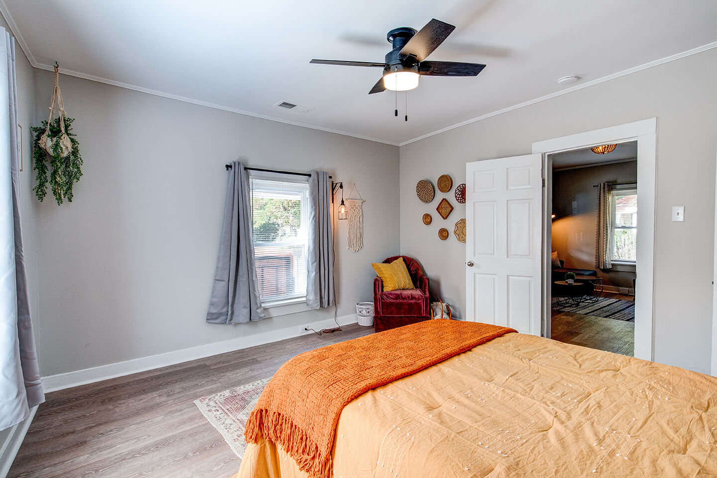 420 Hall St - Unit 1 6