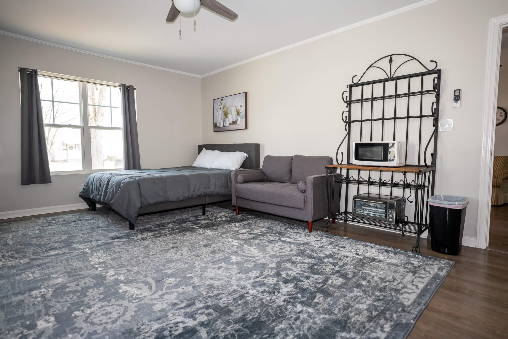 860 S Confederate Ave - Unit 1 8