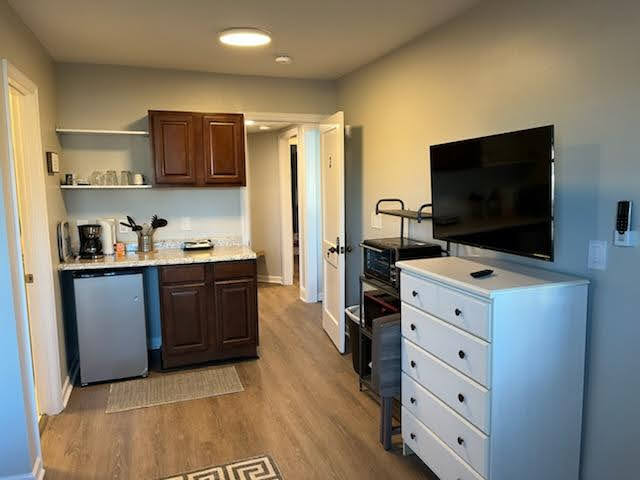 860 S Confederate Ave - Unit 2 4