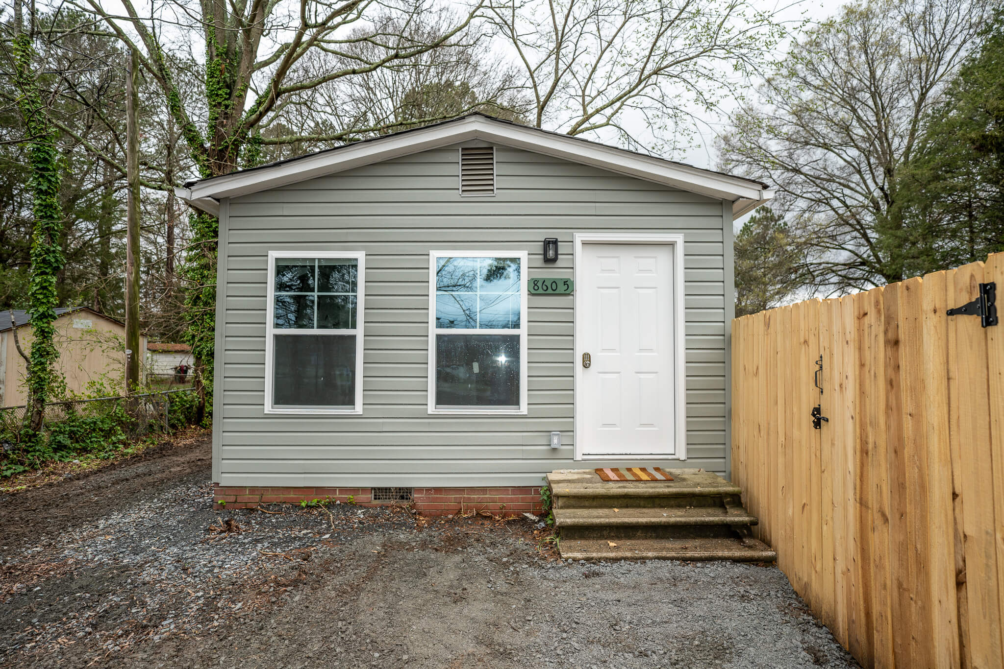 860 S Confederate Ave - Unit 6 1