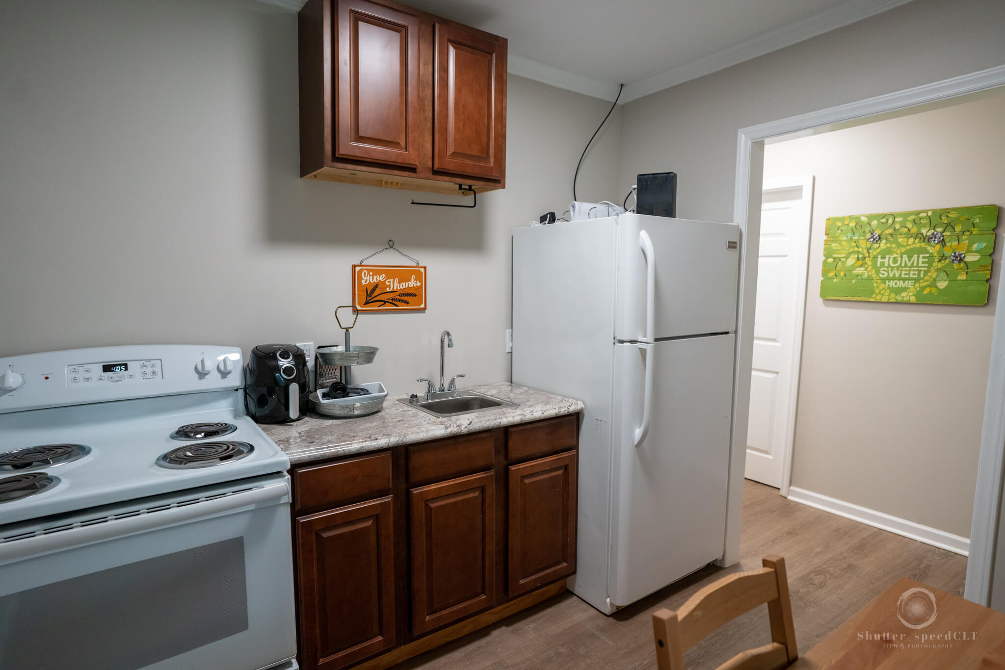 947 Spring St - Common Kitchen 2