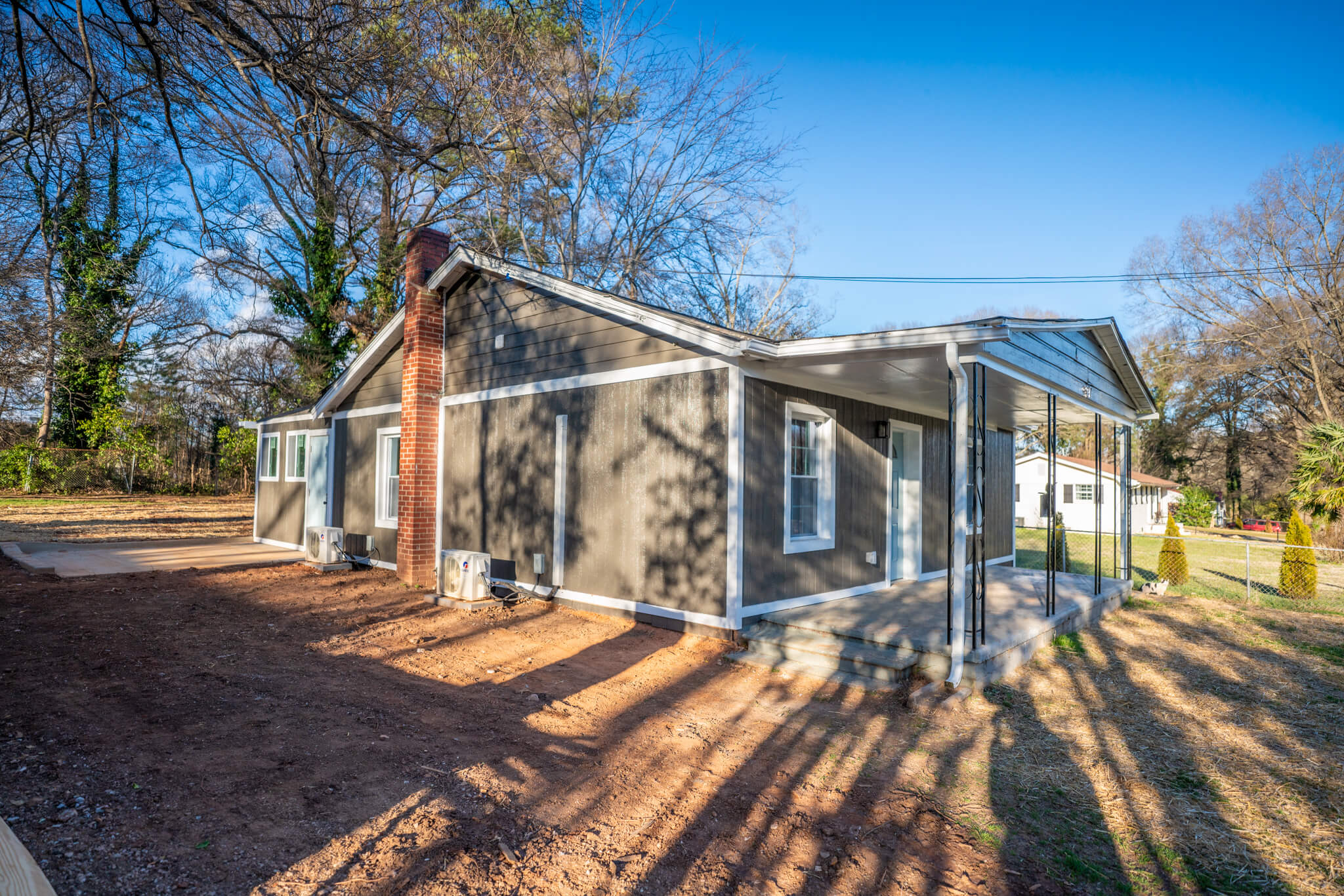 947 Spring St - Exterior 9