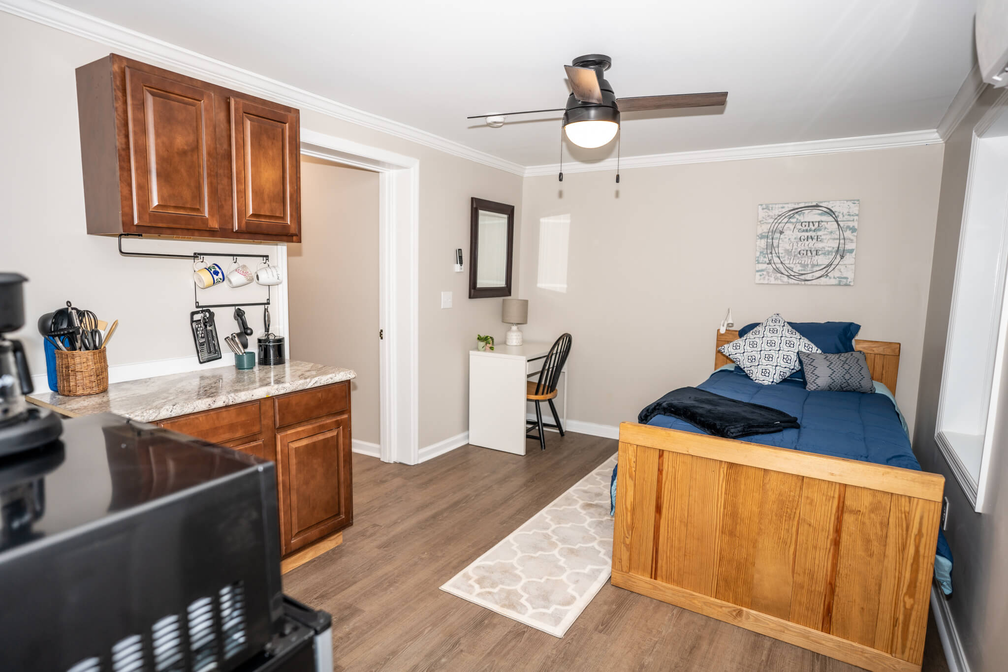 947 Spring St - Unit 4 11